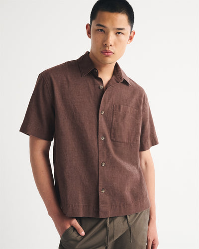 Point Collar Button-Up Shirt
